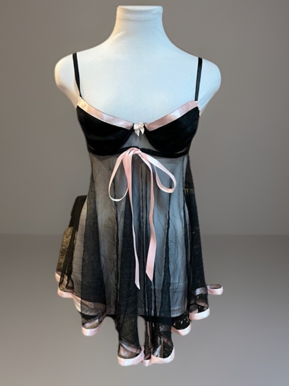 Victoria’s Secret sheer black and pink underwire 32B négligée nighty.